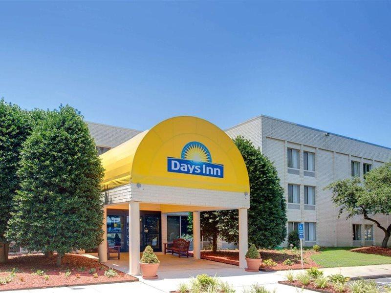Hotel Days By Wyndham Center Oyster Point *