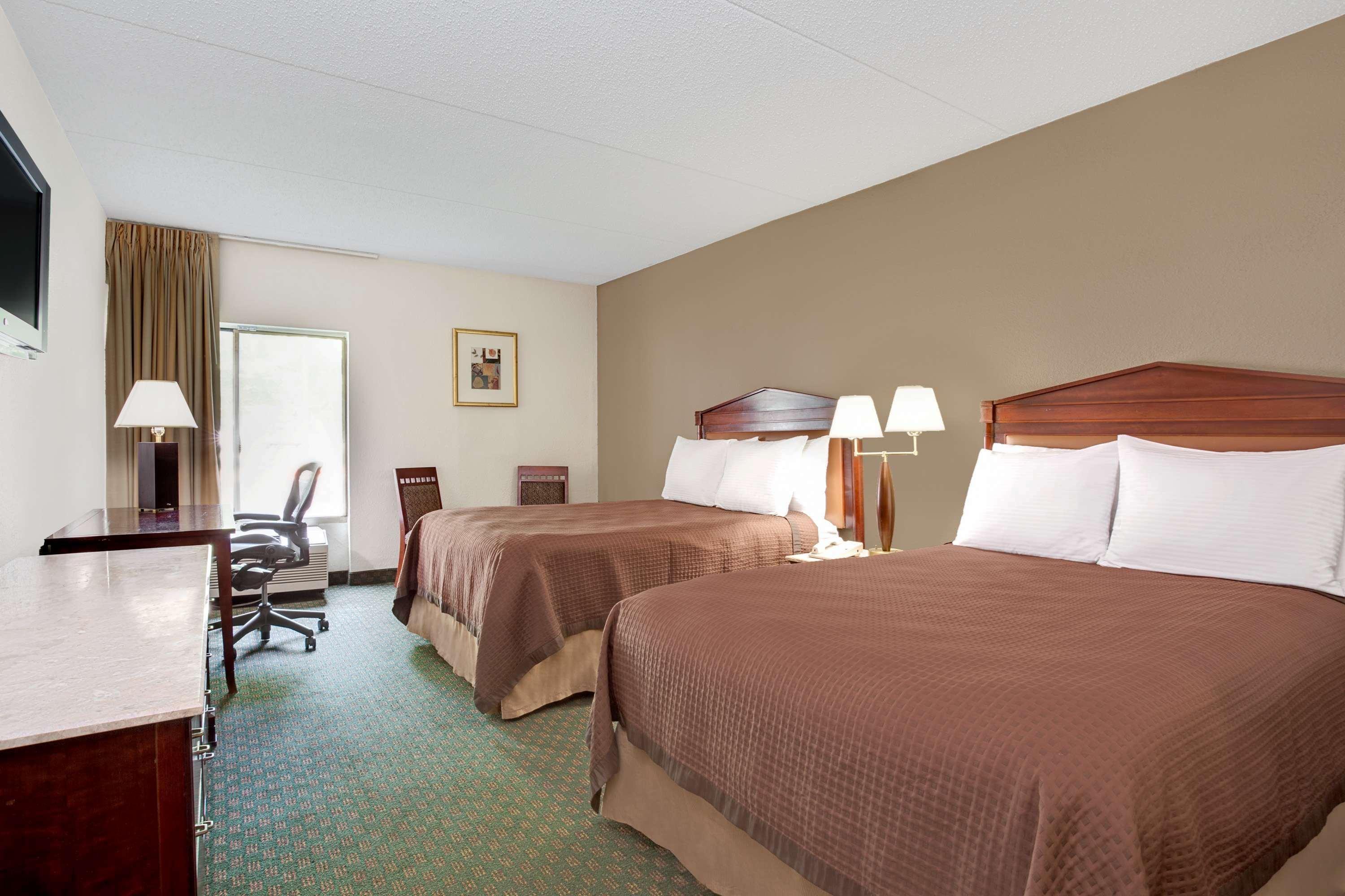 Hotel Days By Wyndham Center Oyster Point *