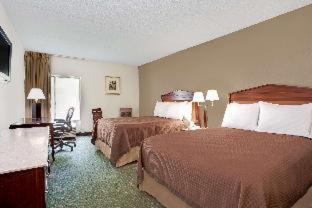 Hotel Days By Wyndham Center Oyster Point