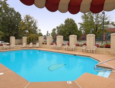 Days By Wyndham Center Oyster Point