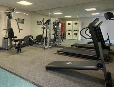 Days By Wyndham Center Oyster Point * Newport News