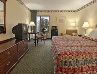 Hotel Days By Wyndham Center Oyster Point